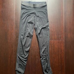 Nike Pro Dri-Fit leggings. Great condition. Don’t fit anymore.